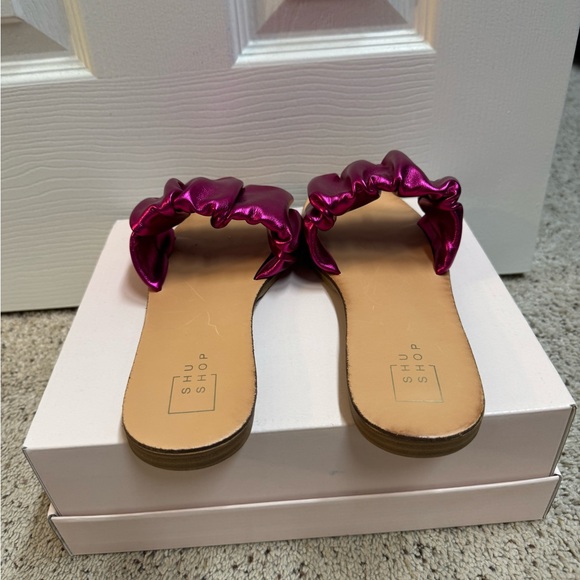 ShuShop -HOT PINK slides - Picture 3 of 5
